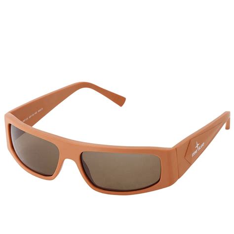 gafas naranjas hombre.